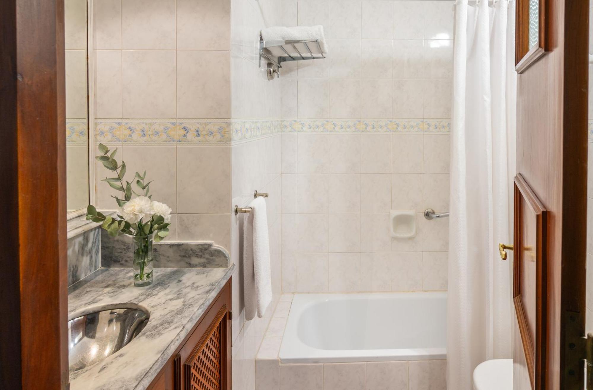 Altos De La Vina, Wine Hotel & Spa San Salvador de Jujuy Phòng bức ảnh